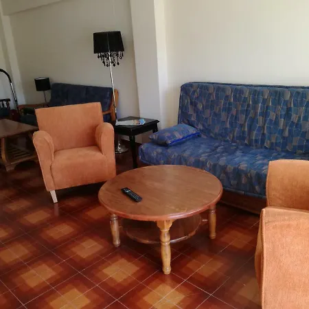 Two Bedroom Whit Sea View *