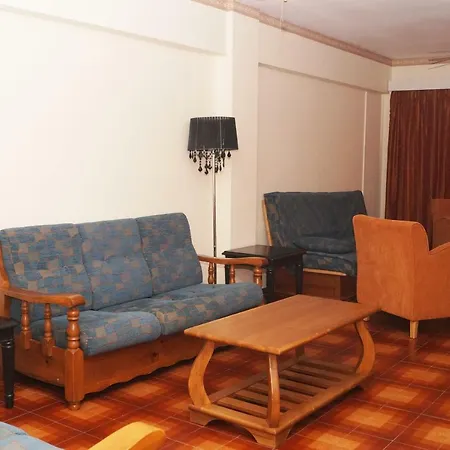 Lägenhet Two Bedroom Whit Sea View Larnaca
