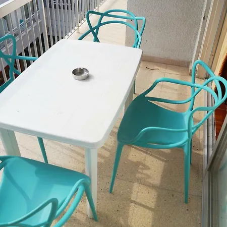 Lägenhet Two Bedroom Whit Sea View Larnaca